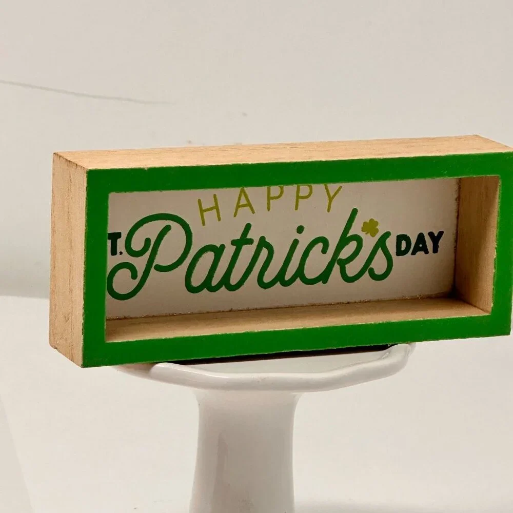 St. Patricks Tabletop Mini Sign Wooden Block Green Shelf Shamrock Decoration 5x2